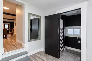 1519 E 5th St, Dayton, OH 45403 - Photo 2