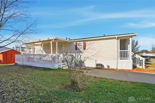 11138 Oakwood Village Blvd, Miamisburg, OH 45342 - Photo 22