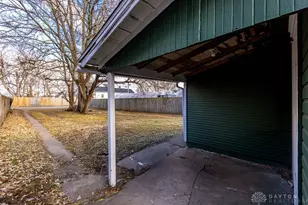 929 Xenia Ave, Dayton, OH 45410 - Photo 12