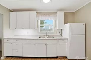 2251 Vale Dr, Dayton, OH 45420 - Photo 10