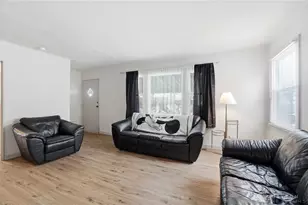 2251 Vale Dr, Dayton, OH 45420 - Photo 6