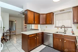 5806 Folkestone Dr, Dayton, OH 45459 - Photo 20