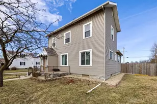 319 E Fayette St, Celina, OH 45822 - Photo 8