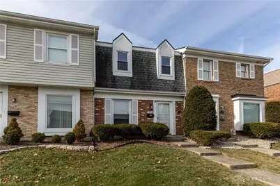 117 W Van Lake Drive, Vandalia, OH 45377 - Photo 2