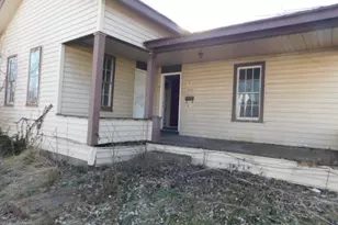 118 E Walnut St, Farmersville, OH 45325 - Photo 1