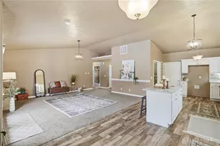 833 Savin Hill Ct, Fairborn, OH 45324 - Photo 8