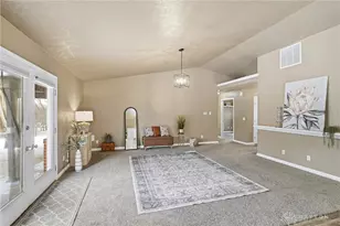 833 Savin Hill Ct, Fairborn, OH 45324 - Photo 6