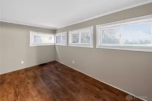 2527 S Dixie Dr, Dayton, OH 45409 - Photo 12