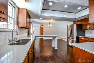 4048 Locustwood Dr, Dayton, OH 45429 - Photo 12