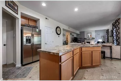 3518 Park Crest Lane, Dayton, OH 45414 - Photo 4