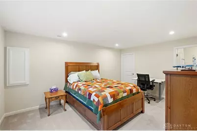 6036 Churchill Downs Place, Huber Heights, OH 45424 - Photo 32