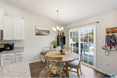 6036 Churchill Downs Place, Huber Heights, OH 45424 - Photo 18