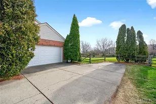 6193 Hedgerow Dr, West Chester, OH 45069 - Photo 4