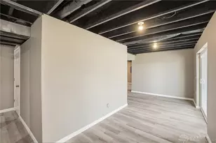 597 Twilight Ln, Dayton, OH 45440 - Photo 38