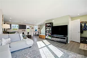 5925 Millbrook Dr, Middletown, OH 45042 - Photo 6