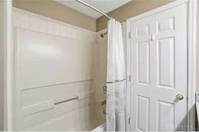 2036 Meadowside Lane, Washington Twp, OH 45458 - Photo 32