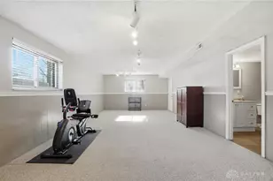 2036 Meadowside Ln, Washington Twp, OH 45458 - Photo 38