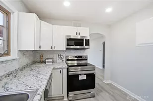 1905 N Longview St, Beavercreek, OH 45432 - Photo 18