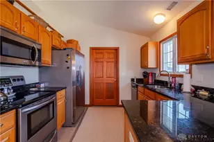 14-16 Ditmer Dr, New Carlisle, OH 45344 - Photo 6