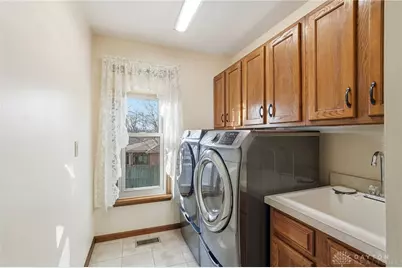 6541 Golf Manor Court, Englewood, OH 45322 - Photo 58