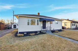 16 Circle Dr, Fairborn, OH 45324 - Photo 2