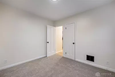 3708 Zinsle Avenue, Cincinnati, OH 45213 - Photo 14