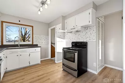 221 Duffy Court, Dayton, OH 45431 - Photo 16