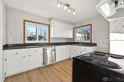 221 Duffy Court, Dayton, OH 45431 - Photo 20