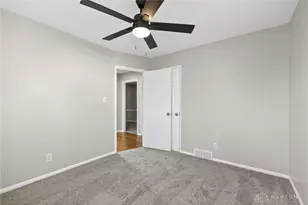 221 Duffy Ct, Dayton, OH 45431 - Photo 28