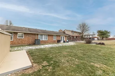 2096 Sierra Trail, Xenia, OH 45385 - Photo 32