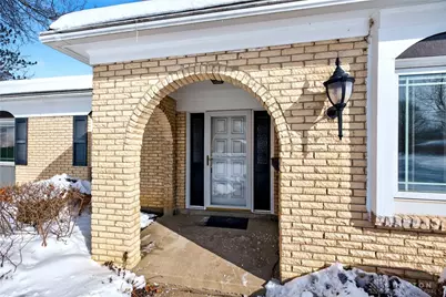 8040 Blackleaf Court, Dayton, OH 45458 - Photo 4