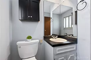 8040 Black Leaf Ct, Dayton, OH 45458 - Photo 32