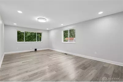 708 Burman Avenue, Dayton, OH 45426 - Photo 16