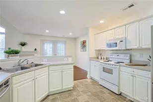 6991 Salon Cir, Dayton, OH 45424 - Photo 14