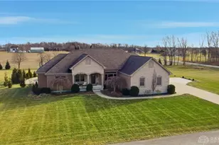 9030 Getter Ln, Brookville, OH 45309 - Photo 1