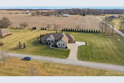 9030 Getter Lane, Brookville, OH 45309 - Photo 2