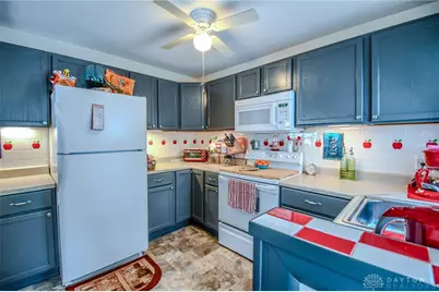 1585 Larchwood Drive, Dayton, OH 45432 - Photo 10