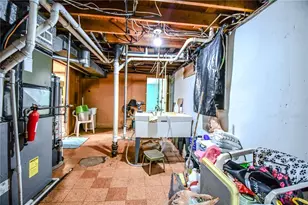 1585 Larchwood Dr, Dayton, OH 45432 - Photo 18