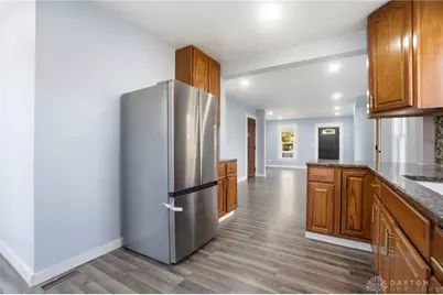 322 E Main Street, West Carrollton, OH 45449 - Photo 16