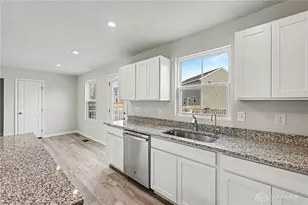 224 Roebling St, Springfield, OH 45505 - Photo 8