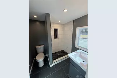 718 E Sycamore Street, Miamisburg, OH 45342 - Photo 6