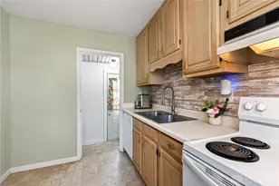 2901 Whittier Ave, Dayton, OH 45420 - Photo 14