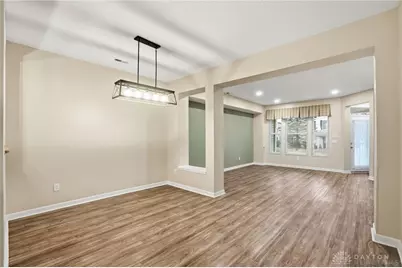 2002 Commons Circle, Batavia, OH 45103 - Photo 8