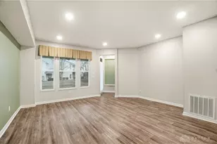 2002 Commons Circle, Batavia, OH 45103 - Photo 12