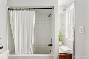 1083 Valley St, Dayton, OH 45404 - Photo 22