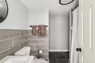 1083 Valley St, Dayton, OH 45404 - Photo 18