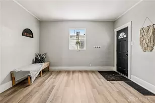 1083 Valley St, Dayton, OH 45404 - Photo 8