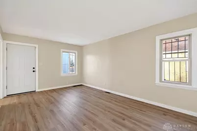 528 Crestmore Avenue, Dayton, OH 45417 - Photo 6