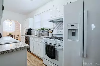 409 Corona Avenue, Oakwood, OH 45419 - Photo 14