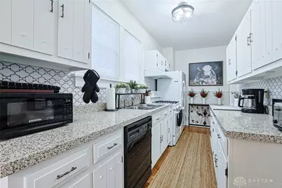 409 Corona Avenue, Oakwood, OH 45419 - Photo 14